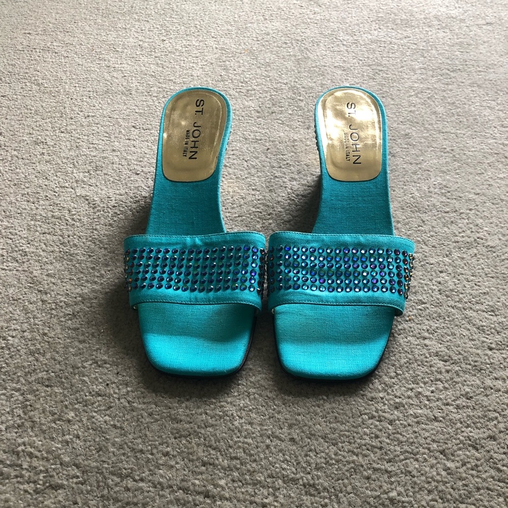 Turquoise sandals with sequins